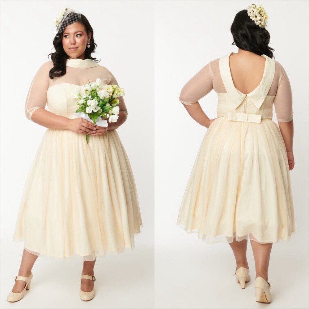 Unique Vintage Ivory Lace Midi Dress Bow Waist V-Neck 3/4 Sleeve Size‎ M 6-8